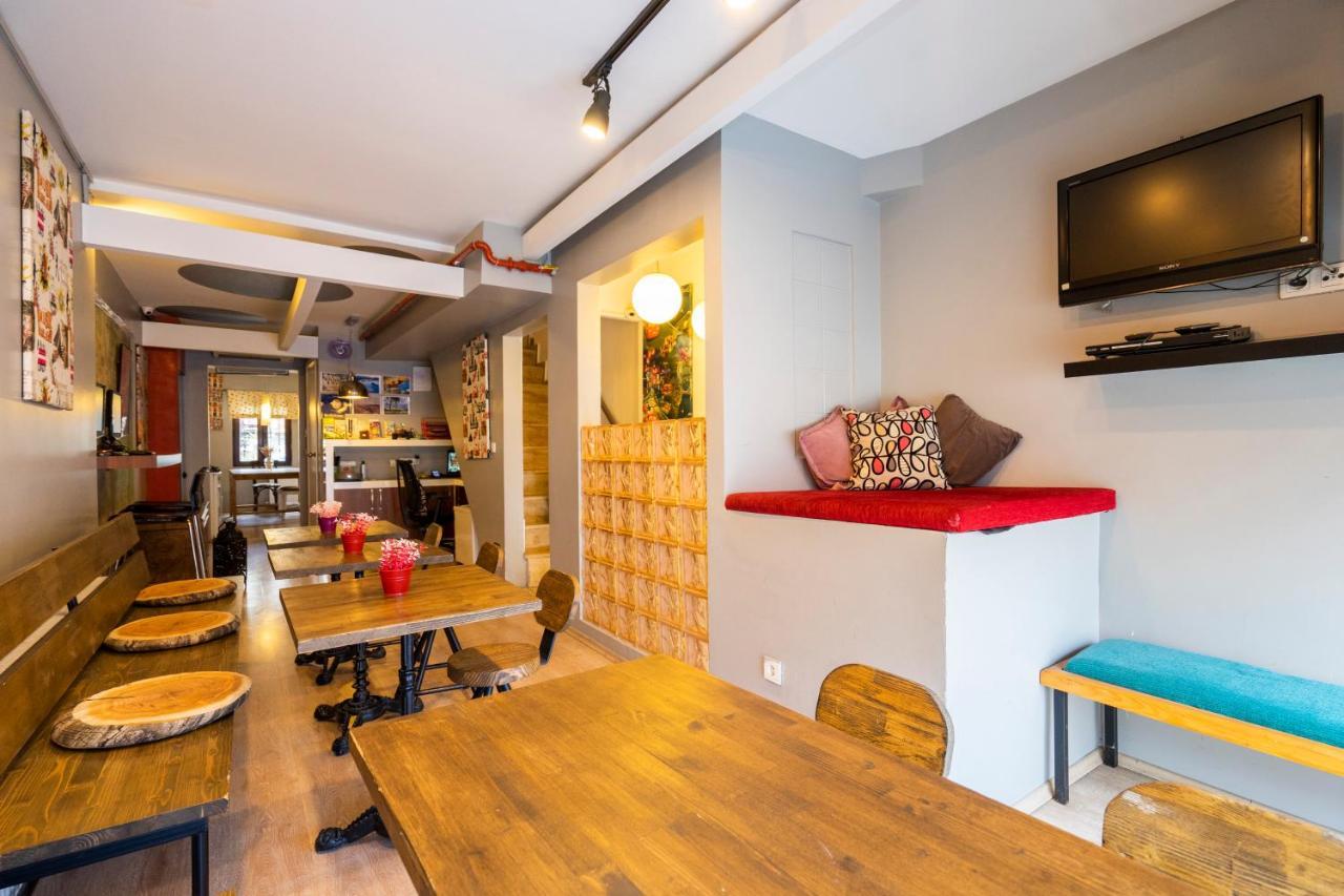 Taksim Alya Suites Istanbul Exterior photo
